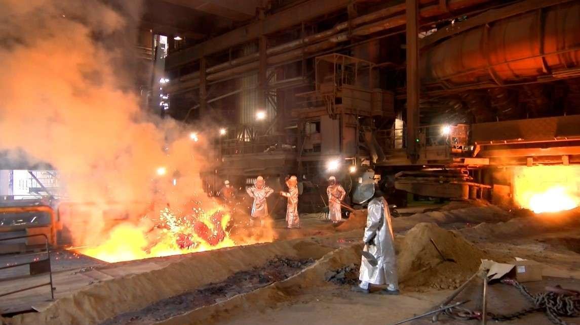 Fos-sur-Mer : une manifestation contre le greenwashing d'Arcelor Mittal