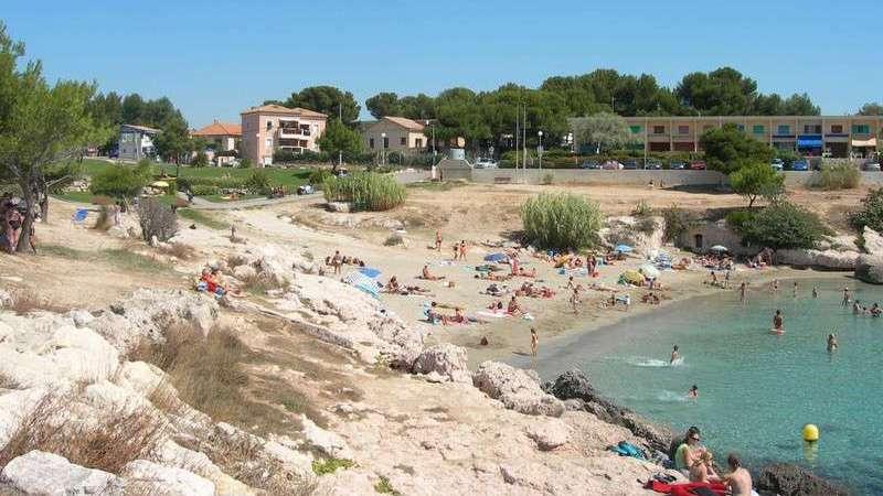 Martigues: une personne de 80 ans prise en charge après un début de noyade