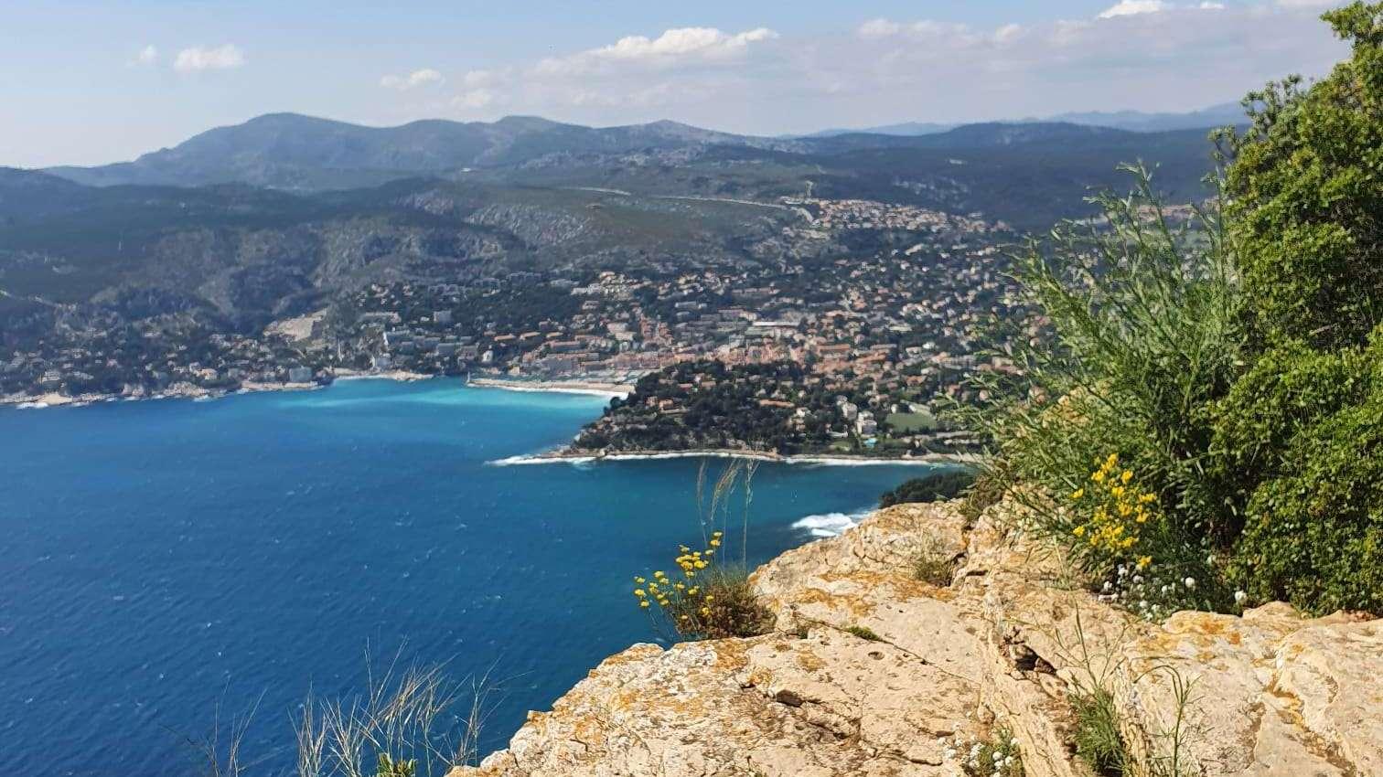 Taxe sur les locations touristiques : une "bonne idée" pour protéger notre littoral, selon Didier Réault