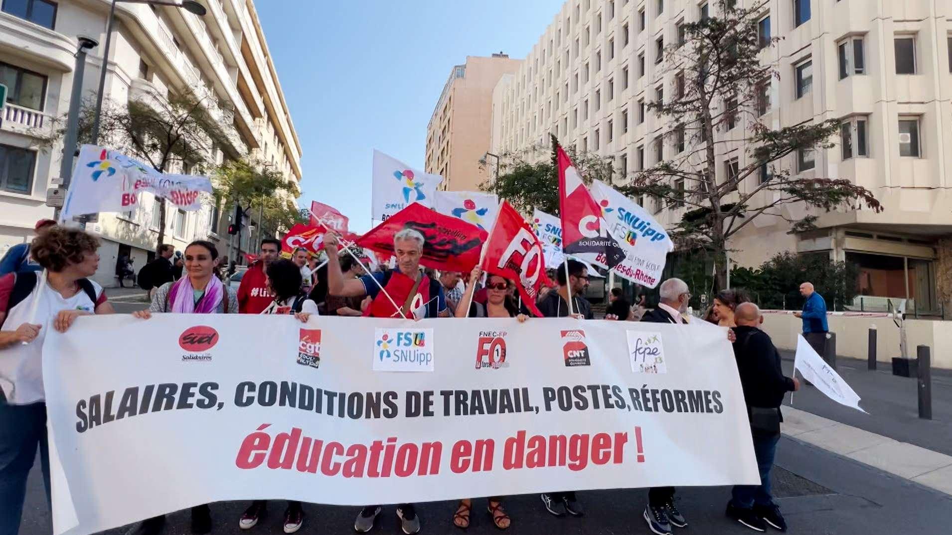 Marseille : les enseignants dans la rue contre les évaluations de l'Éducation nationale