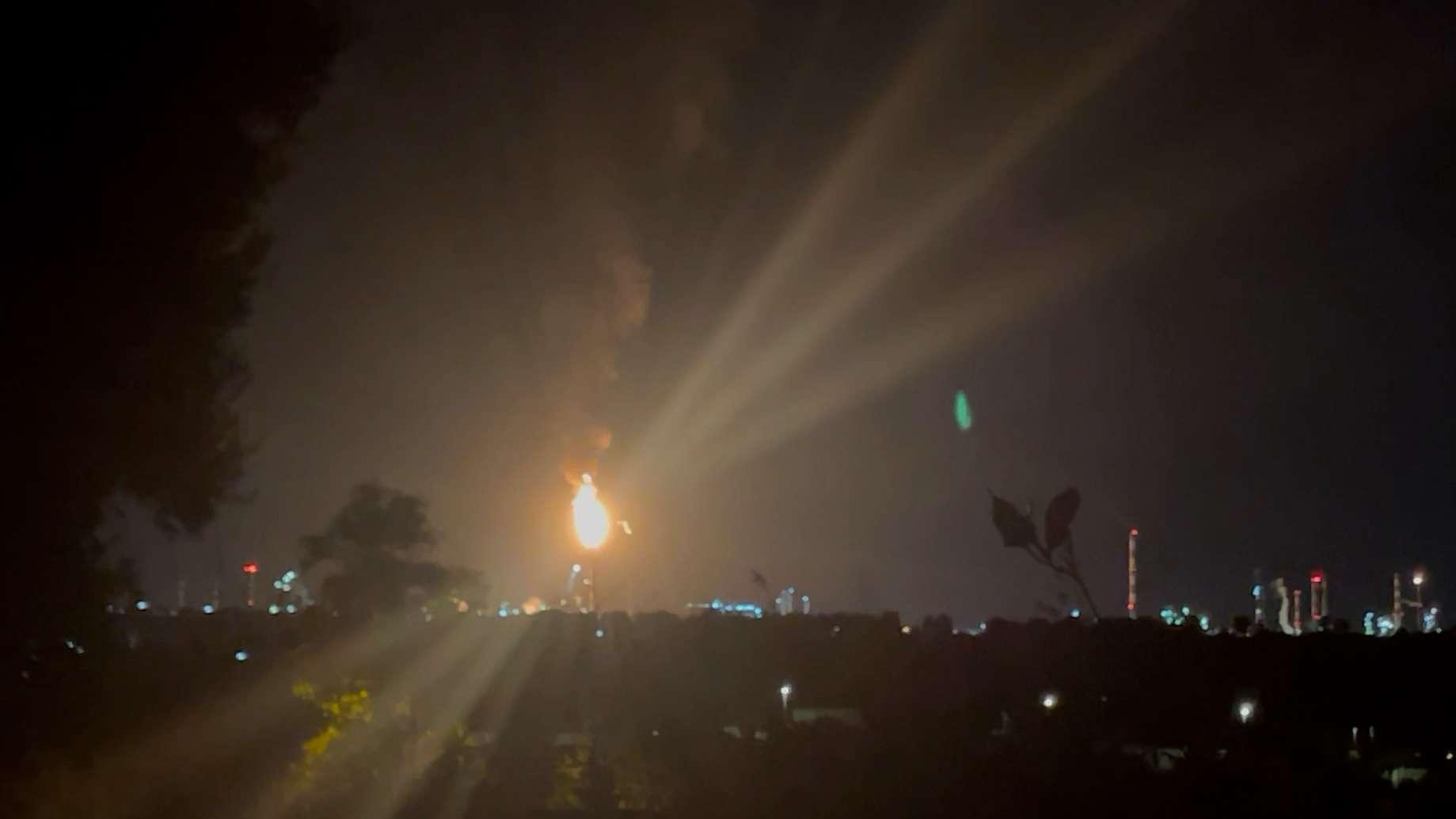 Lavéra : pourquoi la torche brûle encore et le bruit persiste ce lundi ? Naphtachimie fait le point