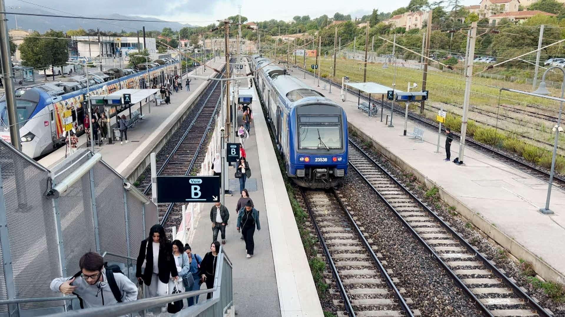 "RER métropolitains" : il faut prioriser certains projets pour le ministre des Transports