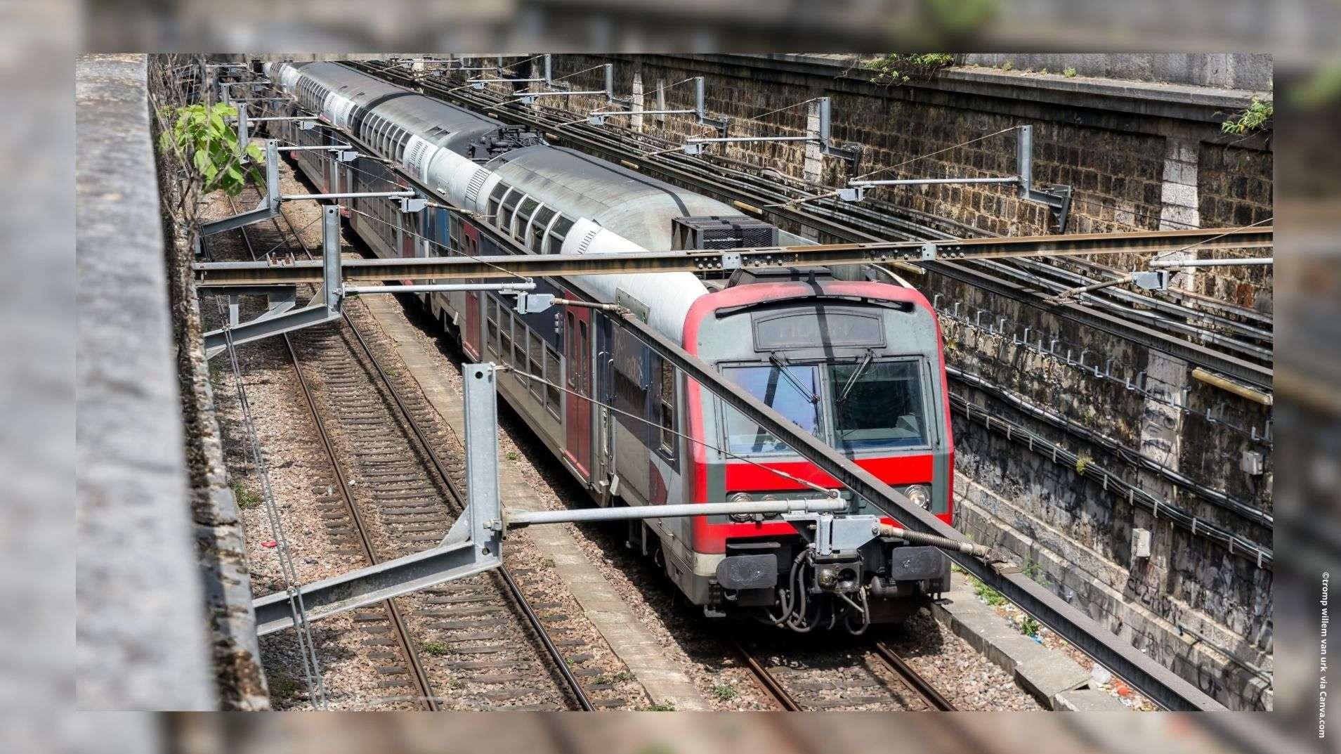 Bagarre dans le RER E : quatre personnes blessées à coup de hache