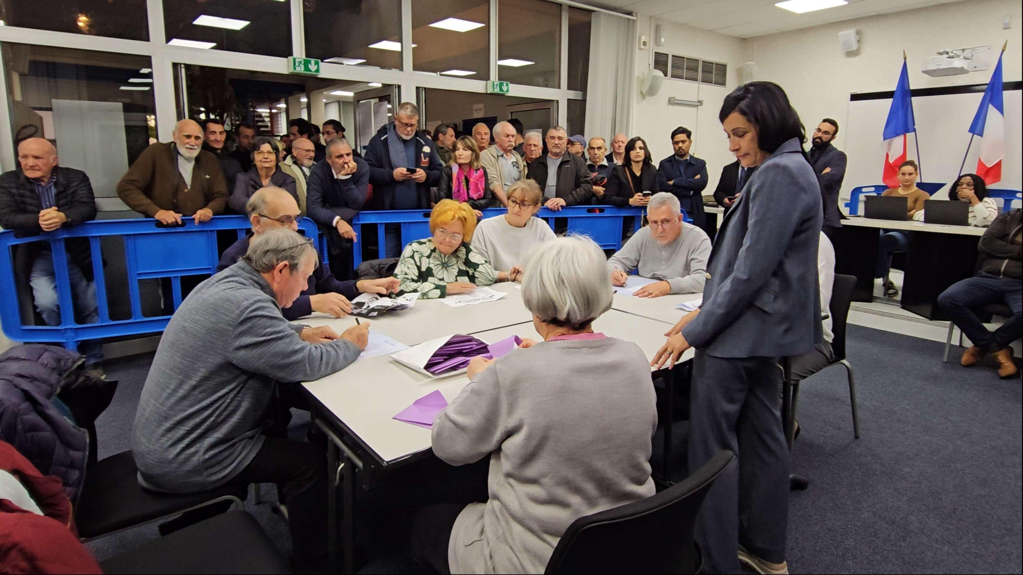 Élections municipales à Rognac : le RN arrive en tête, la maire sortante est troisième 