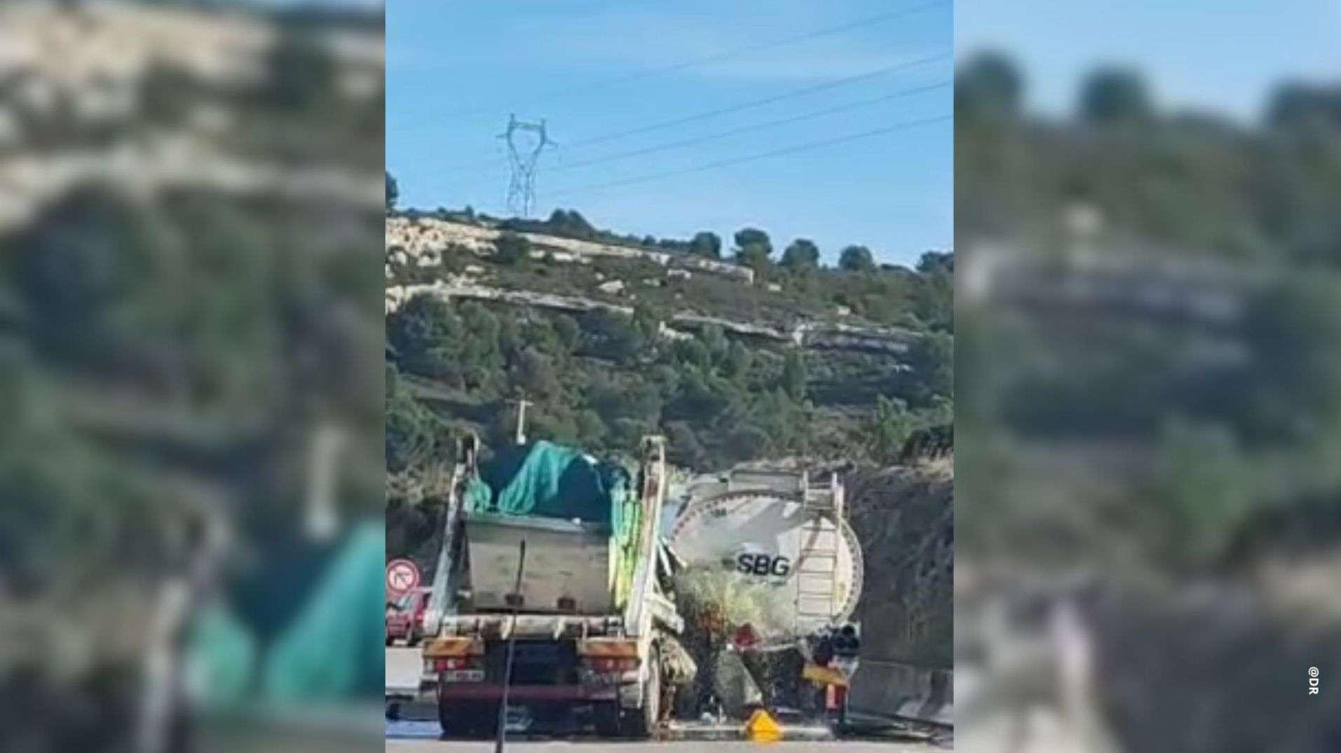 Accident entre un camion citerne et un camion benne : l'A55 fermée dans le sens Martigues-Marseille