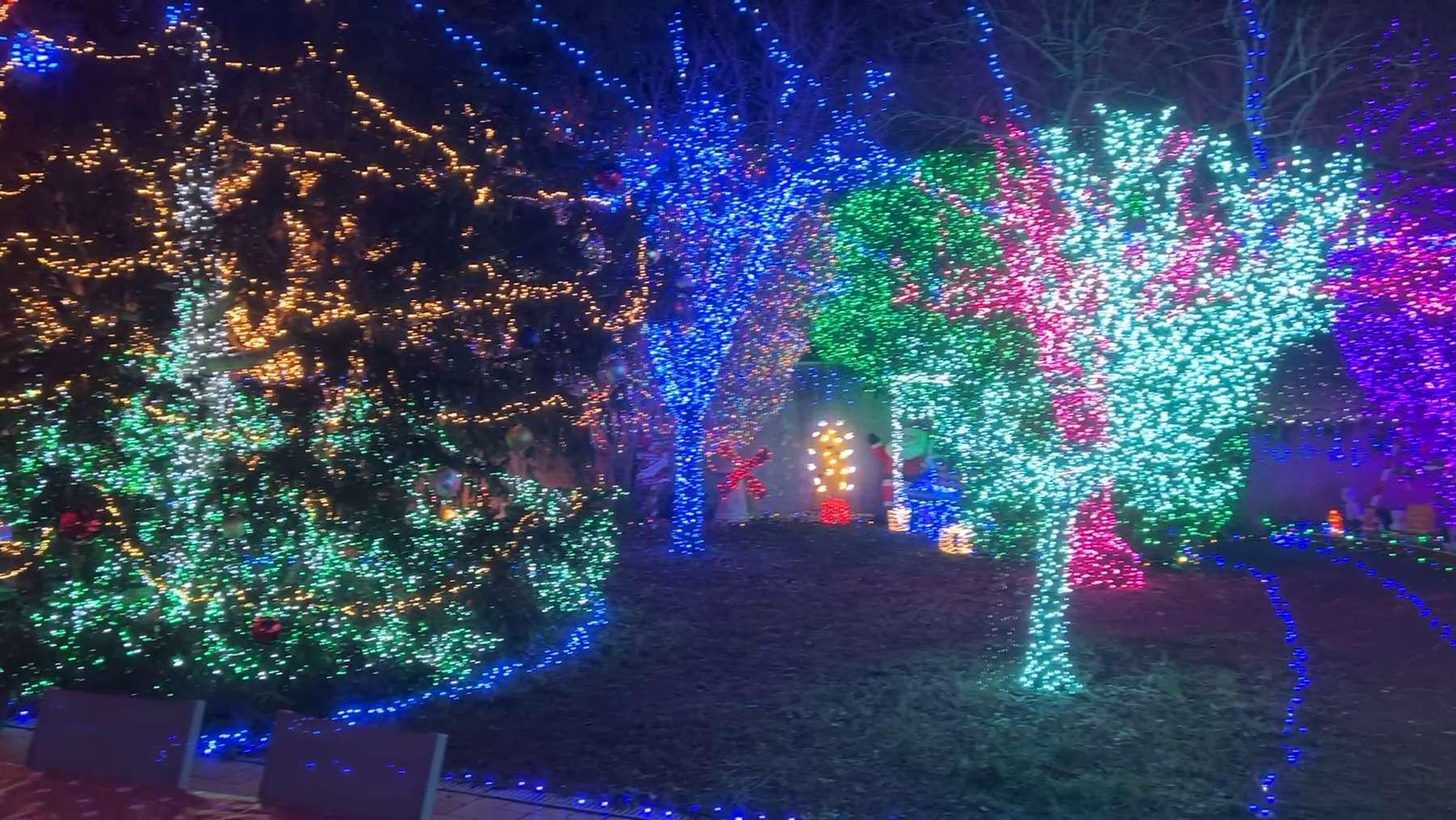 La maison du père Noël est à Port-de-Bouc 