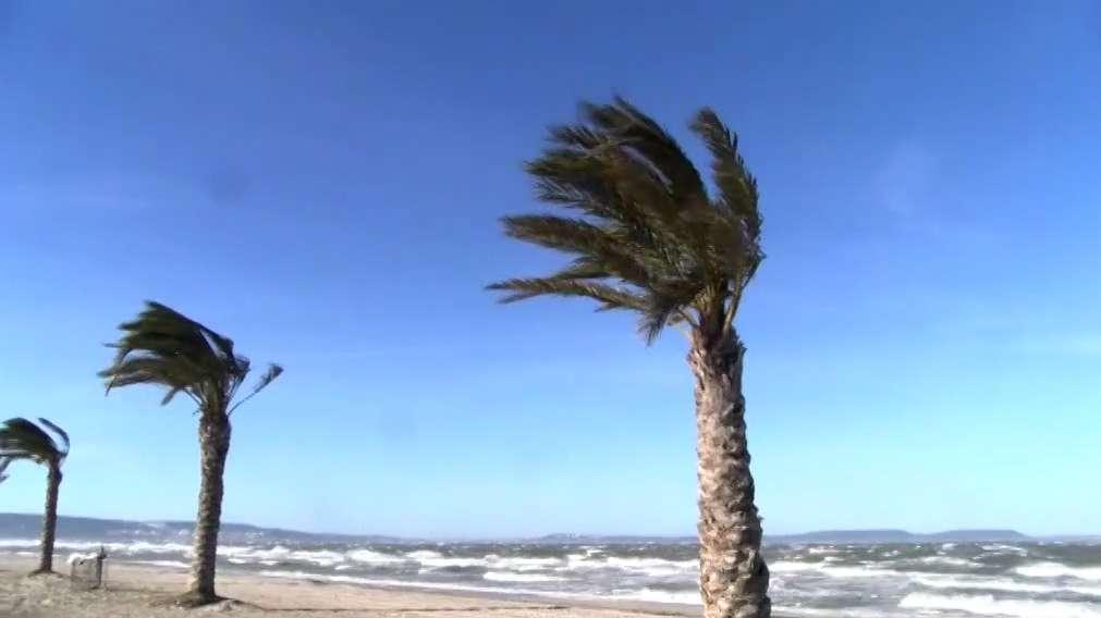 Météo : après des pointes à 122 km/h, quand le Mistral va-t-il tomber dans les Bouches-du-Rhône ?