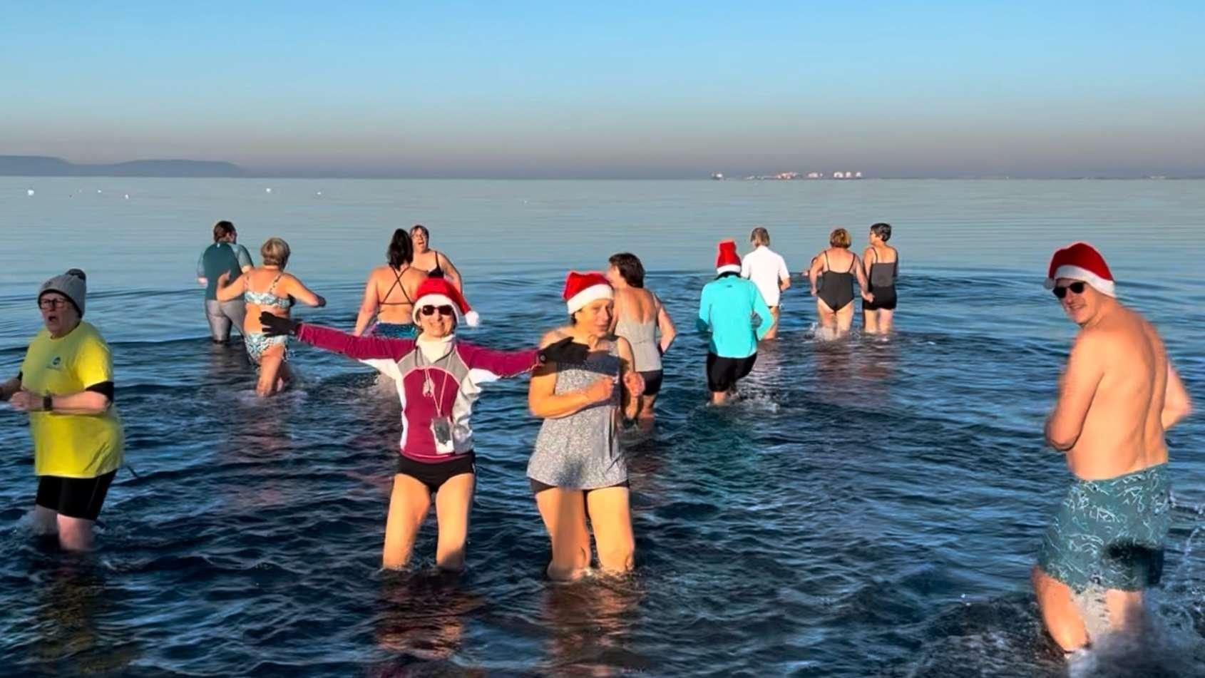 Conditions parfaites pour le bain de Noël de Marignane