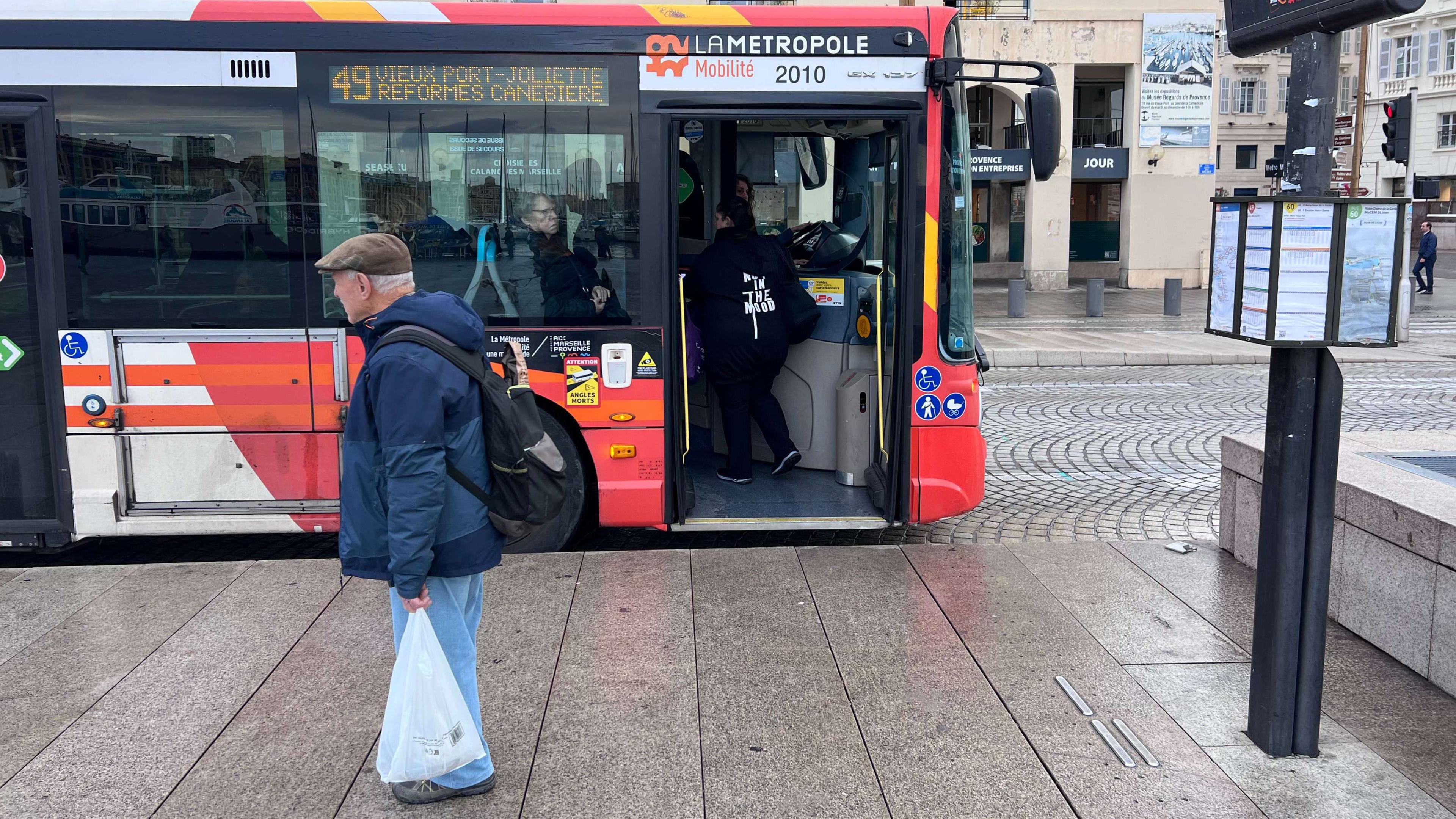 Transports gratuits pour les moins de 10 ans et les plus de 65 ans : une annonce bien accueillie dans la Métropole Aix-Marseille