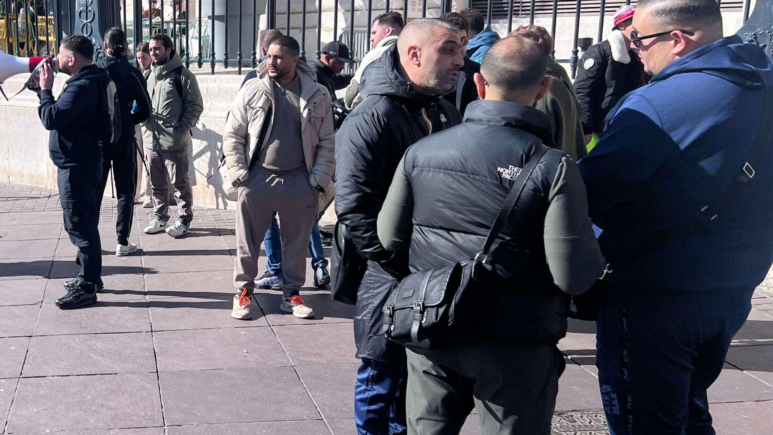 Marseille : rassemblement des gérants d’épiceries de nuit contre l’arrêté préfectoral