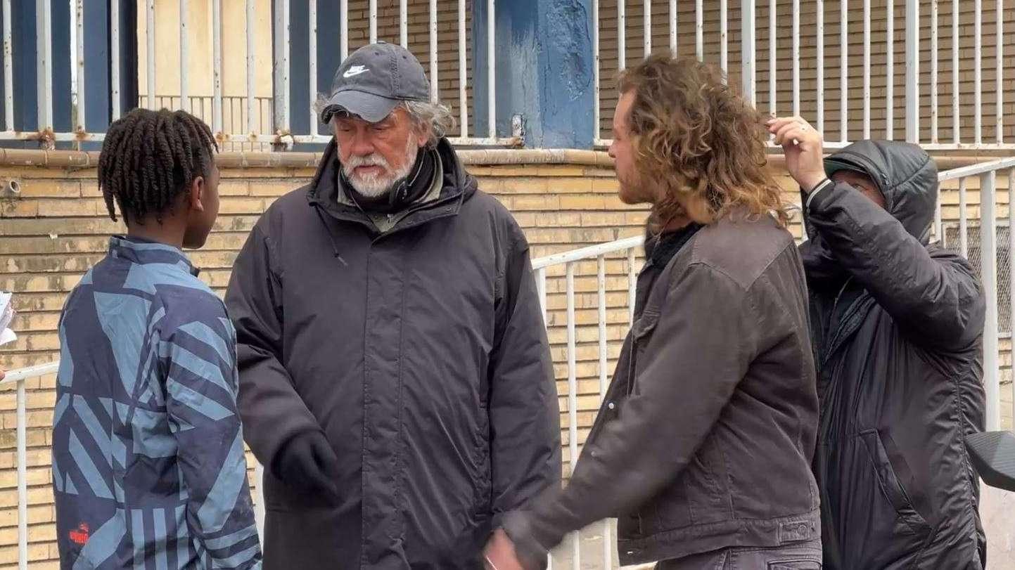 "Je joue à domicile ": Olivier Marchal est à Port-de-Bouc pour le tournage de "Pax Massilia" 