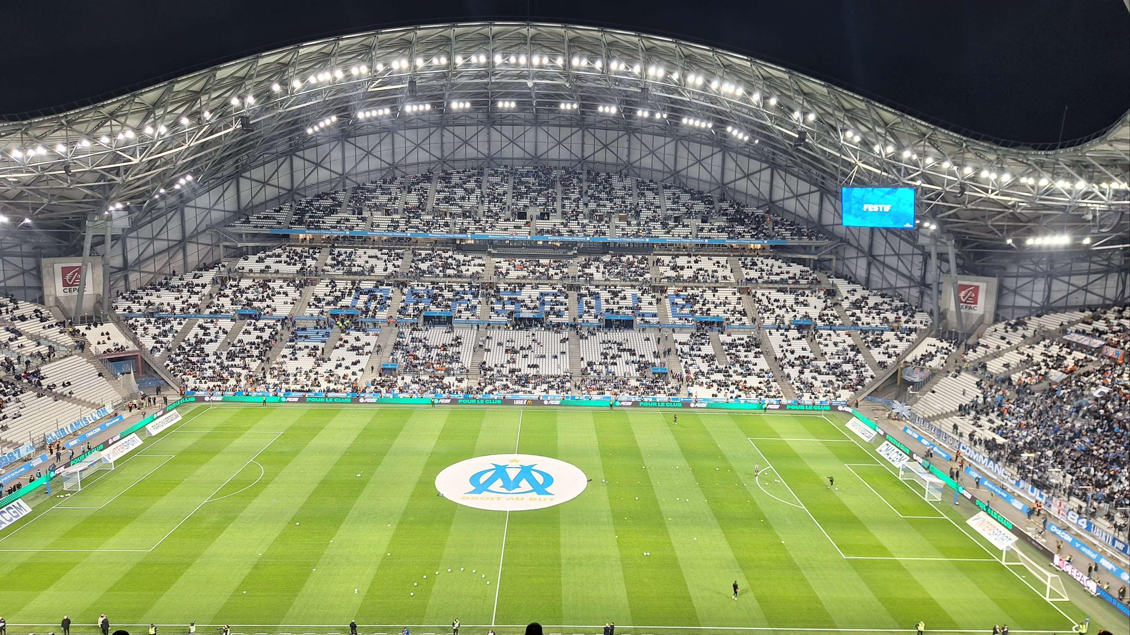 L'OM concède la défaite dans les dernières minutes contre Lens (0-1)