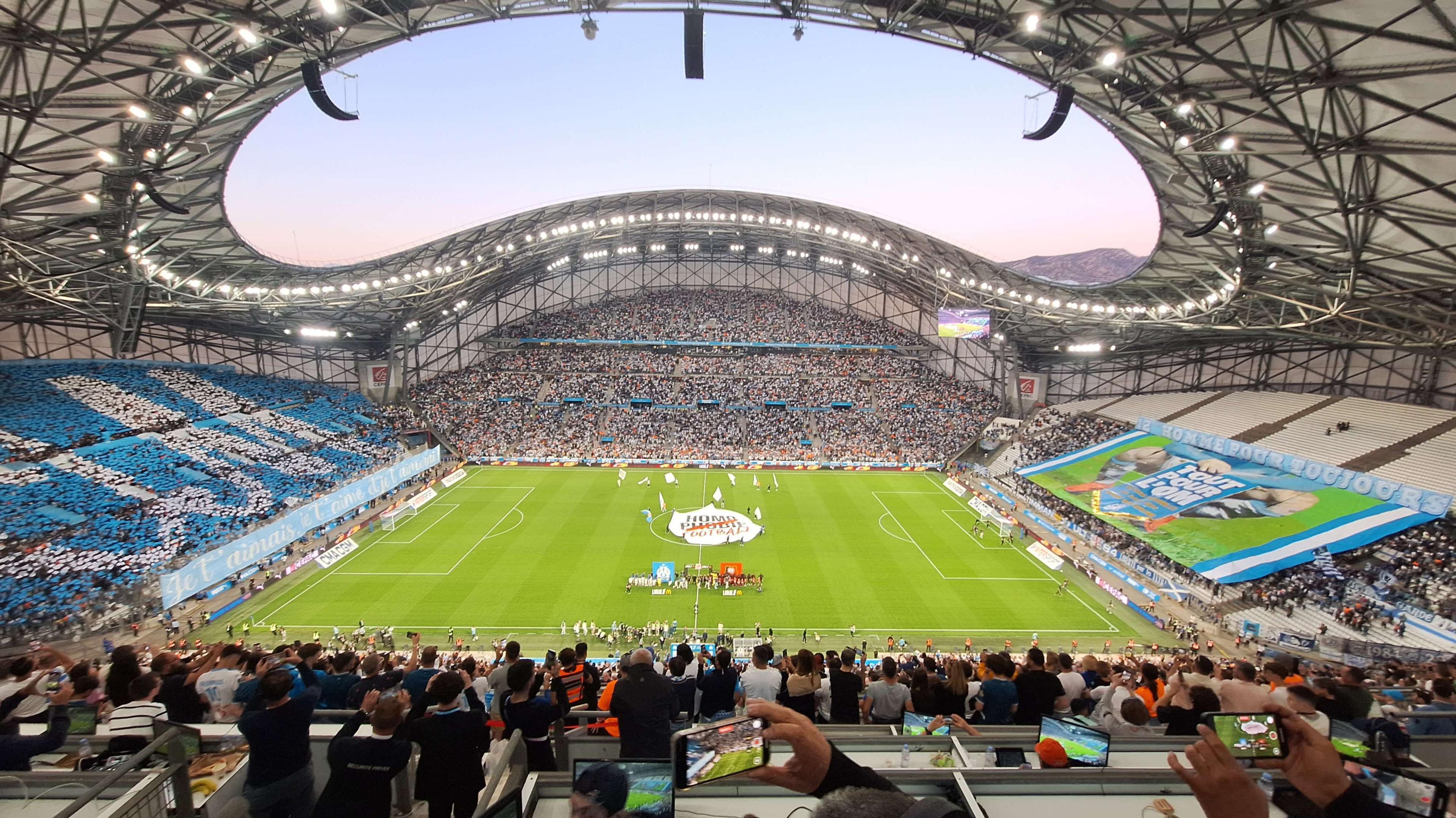 L'OM s'impose contre Rennes 4-2 et termine deuxième au classement
