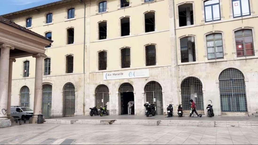 Marseille: deux mineurs tentent de détruire une caméra de vidéosurveillance contre 1000 euros