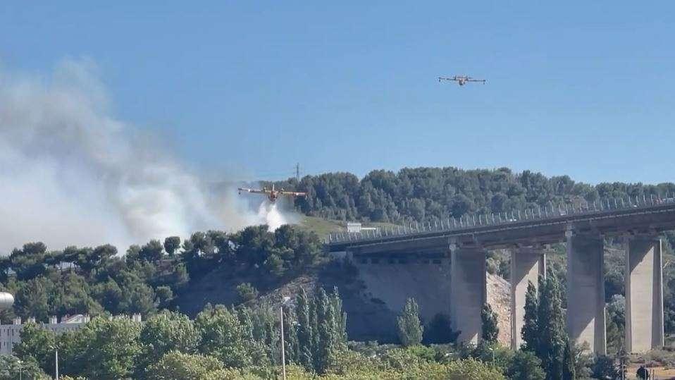Feux de forêt: “On a un mois d’avance sur la saison”