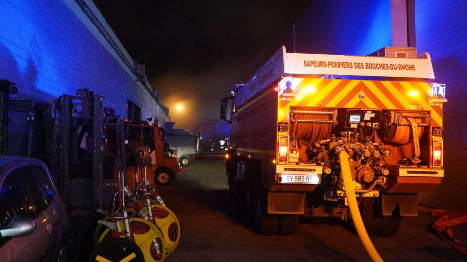 Un incendie dans une concession automobile hier soir à Vitrolles