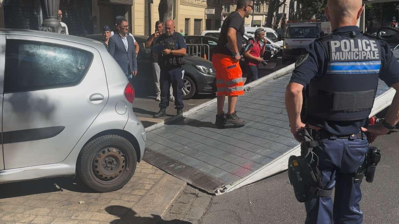 Marseille : chasse aux véhicules stationnés sur des places PMR