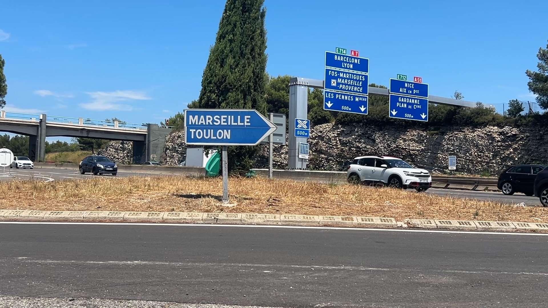 Panne, accident, quels sont les bons réflexes à adopter sur l'autoroute pour être en sécurité ?