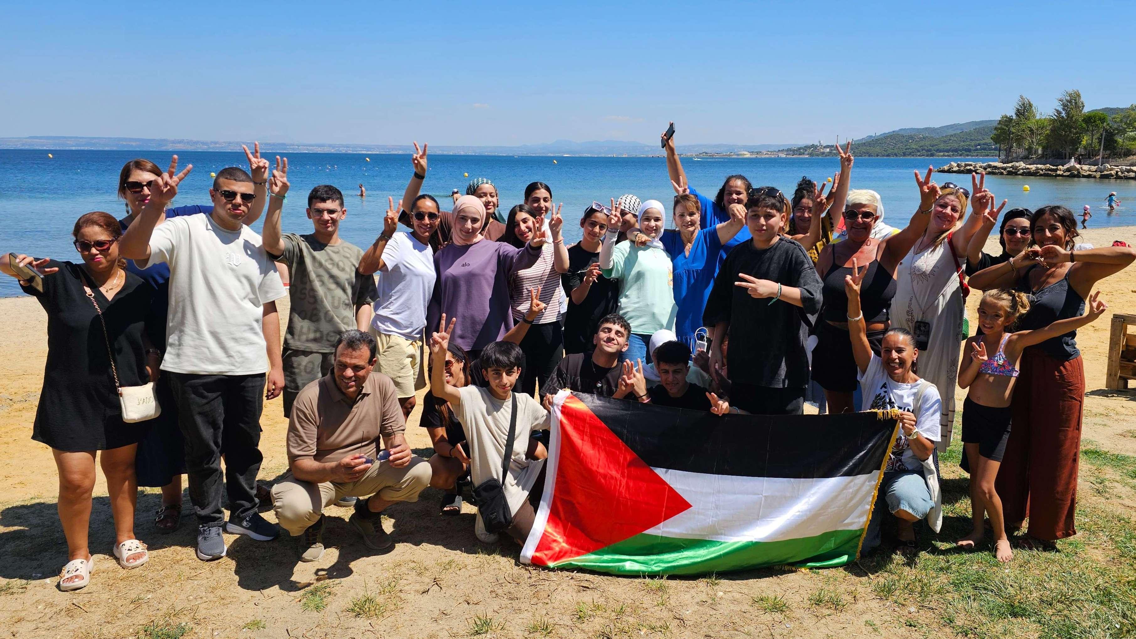 Des adolescents palestiniens en visite à Martigues : des moments de joie et de partage
