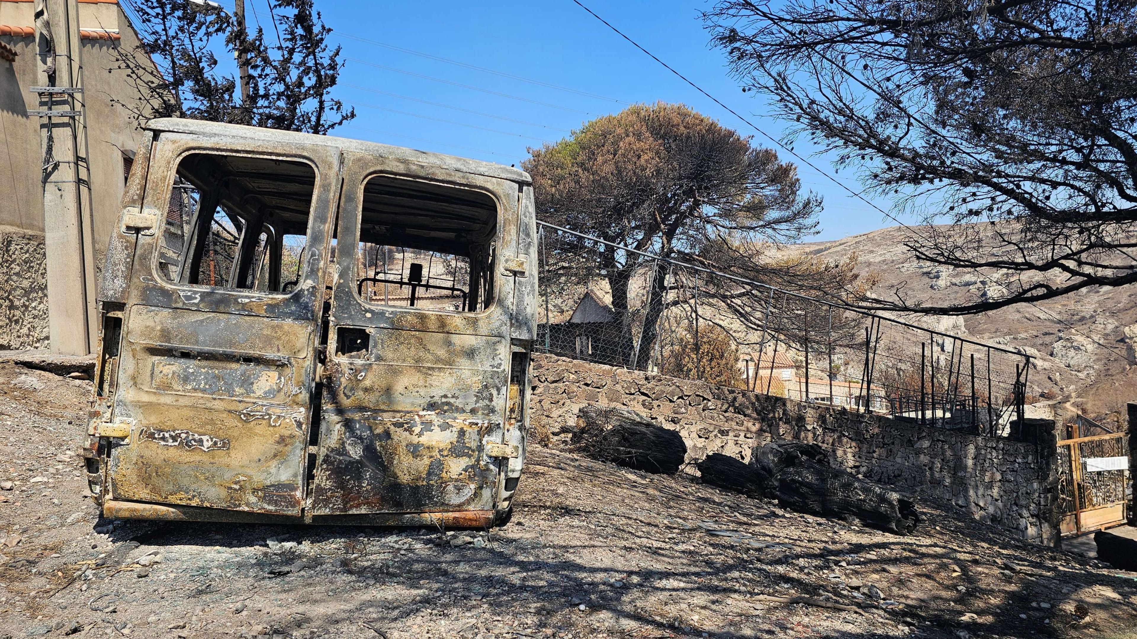 L'Estaque : un mois après l'incendie, les habitants encore sous le choc