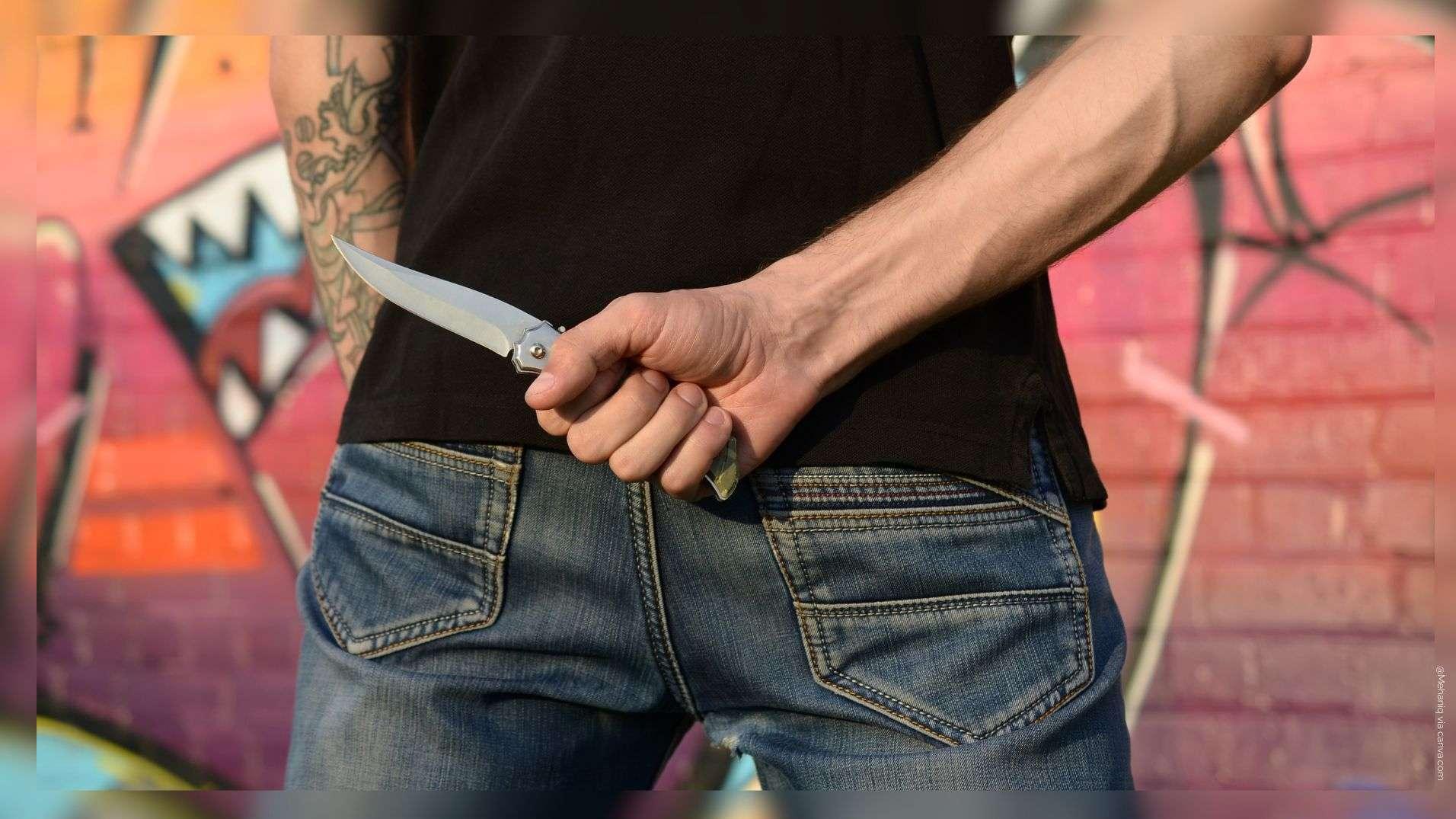 "Tuer devient banal" : réseaux sociaux et effet de groupe aux racines du fléau des couteaux chez les jeunes