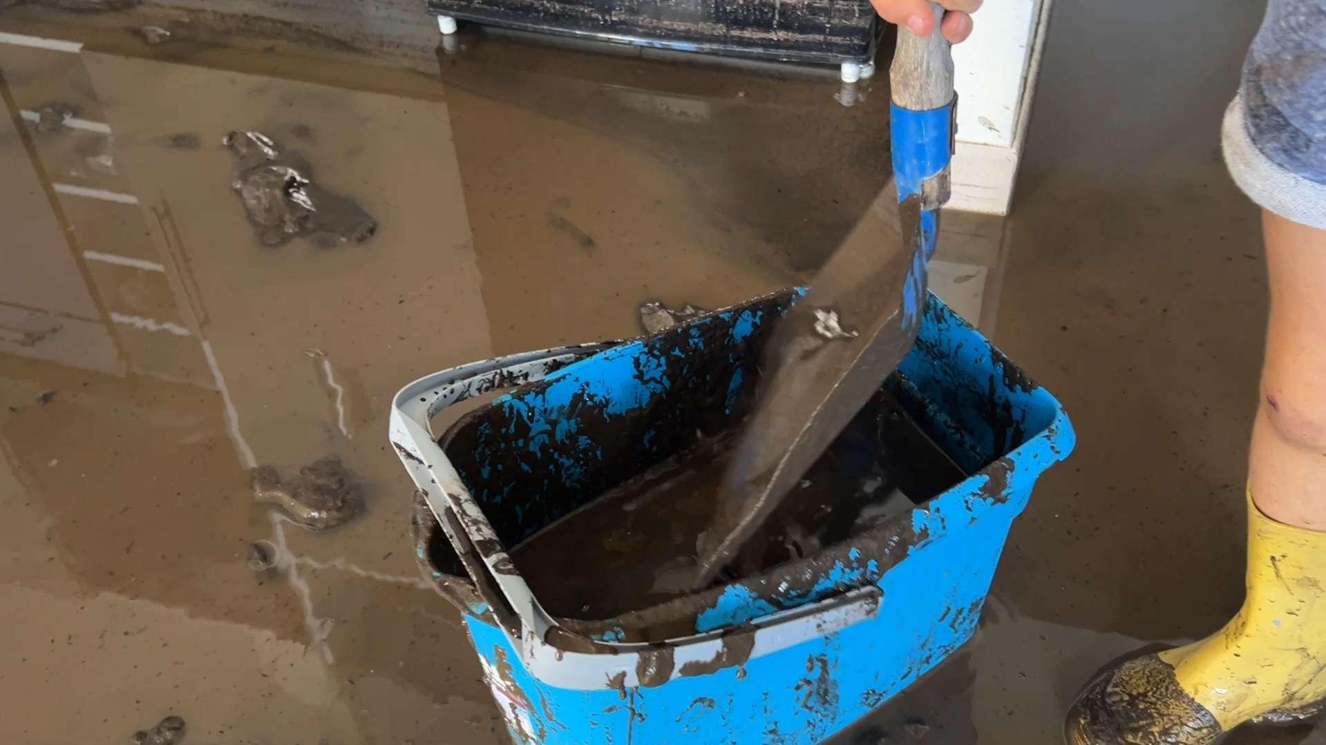 Inondations : "On a un peu perdu l'habitude dans les Bouches-du-Rhône"