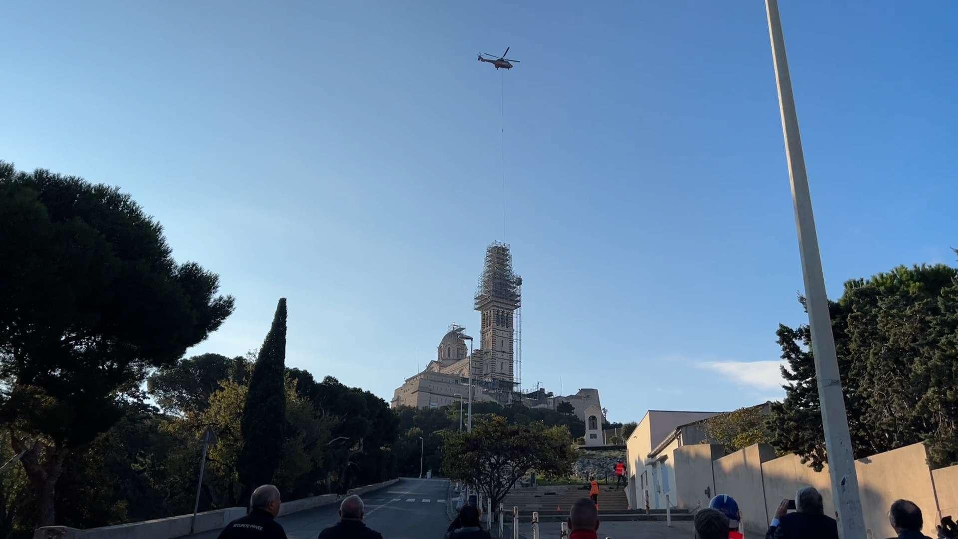 A Marseille, la Bonne Mère retrouve l'éclat de sa couronne marquant la fin du chantier