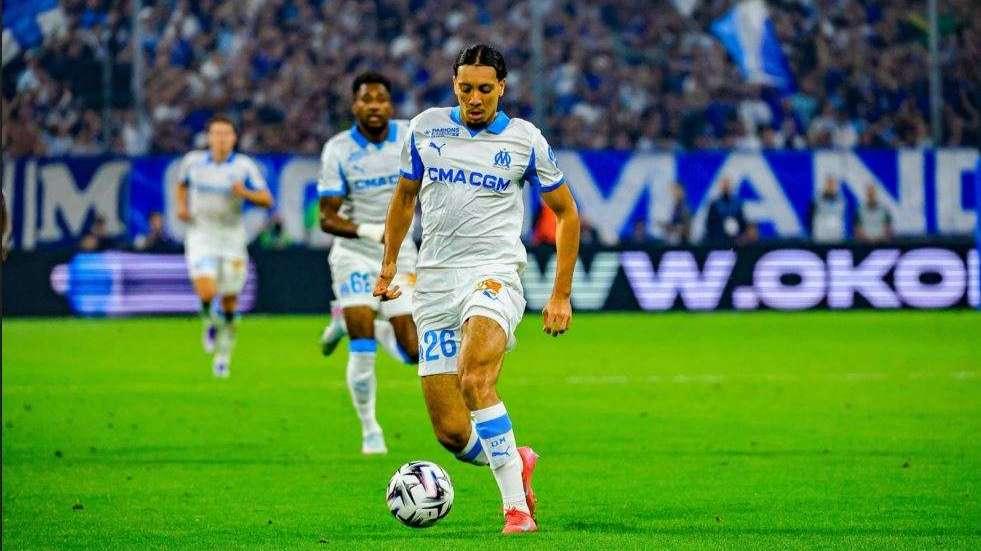 Grosse frayeur pour Bilal Nadir : l'OM donne des nouvelles rassurantes après son malaise contre Angers