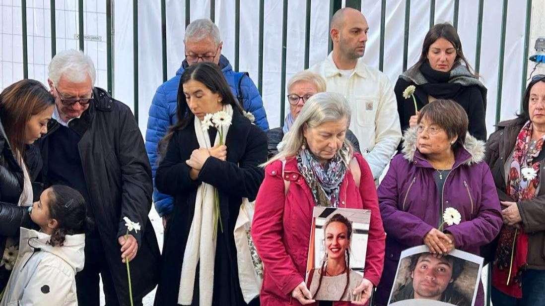 "7 ans après, on a toujours aussi mal" : l'émotion et la colère intactes à la commémoration du drame de la rue d'Aubagne