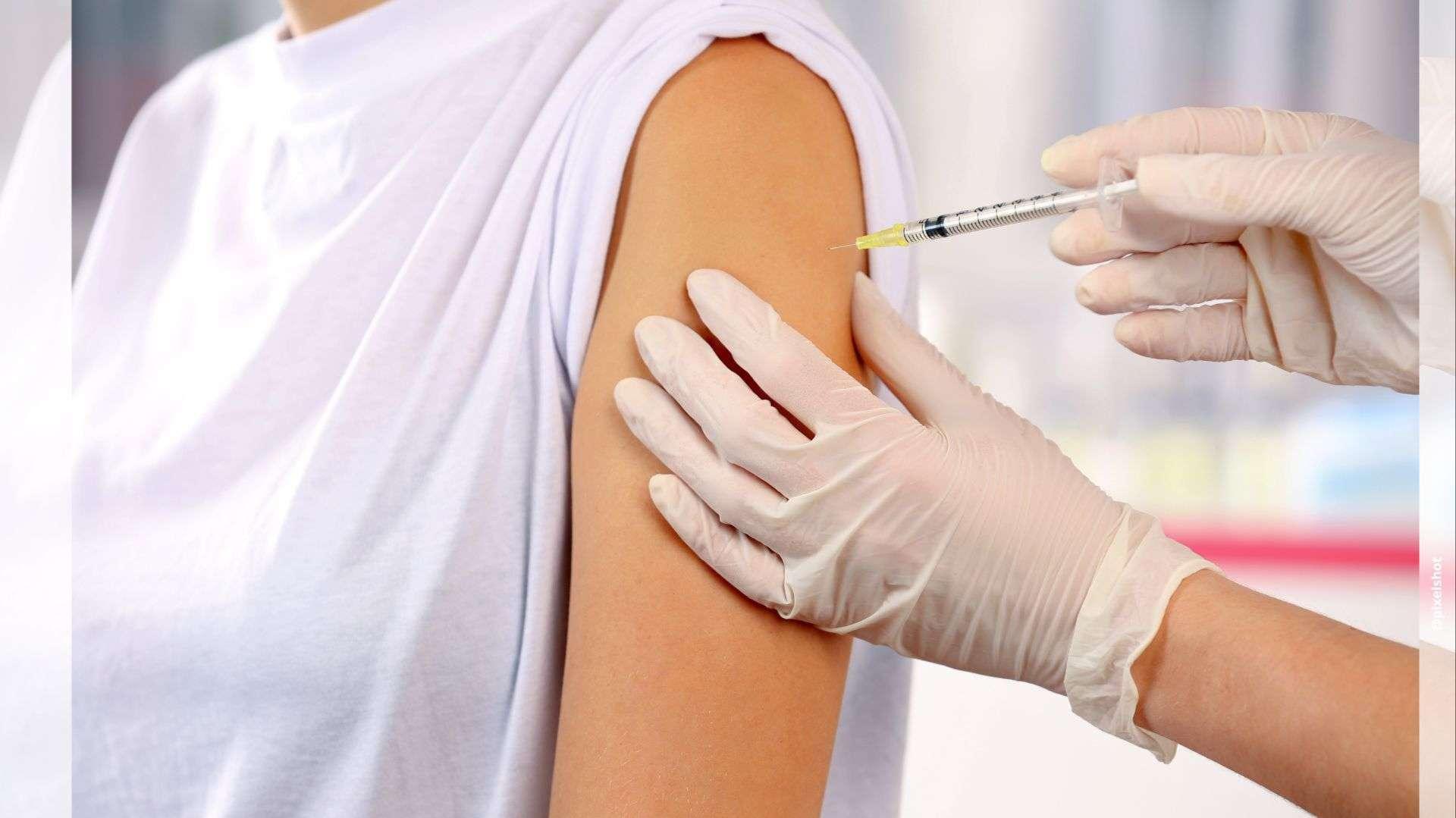 Vaccination HPV et Méningocoque : la région PACA, "mauvaise élève", lance une campagne choc dans les collèges
