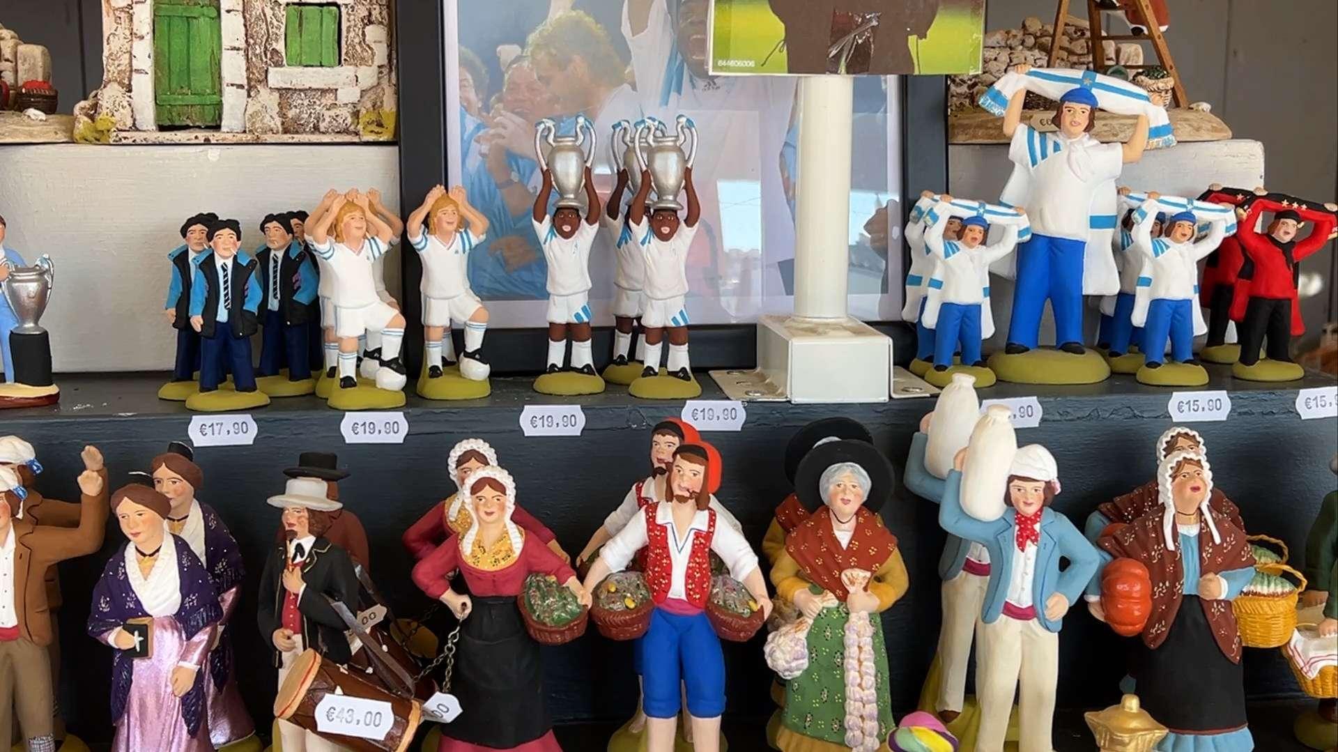 Foire aux Santons de Marseille : rencontre avec les artisans emblématiques du Vieux-Port et leurs créations insolites