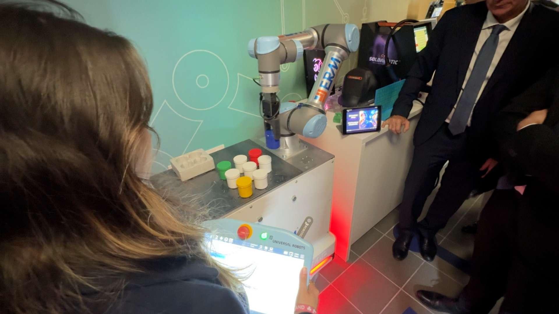  Fos - Etang de Berre : les industriels s'arment d'une nouvelle vitrine pour recruter