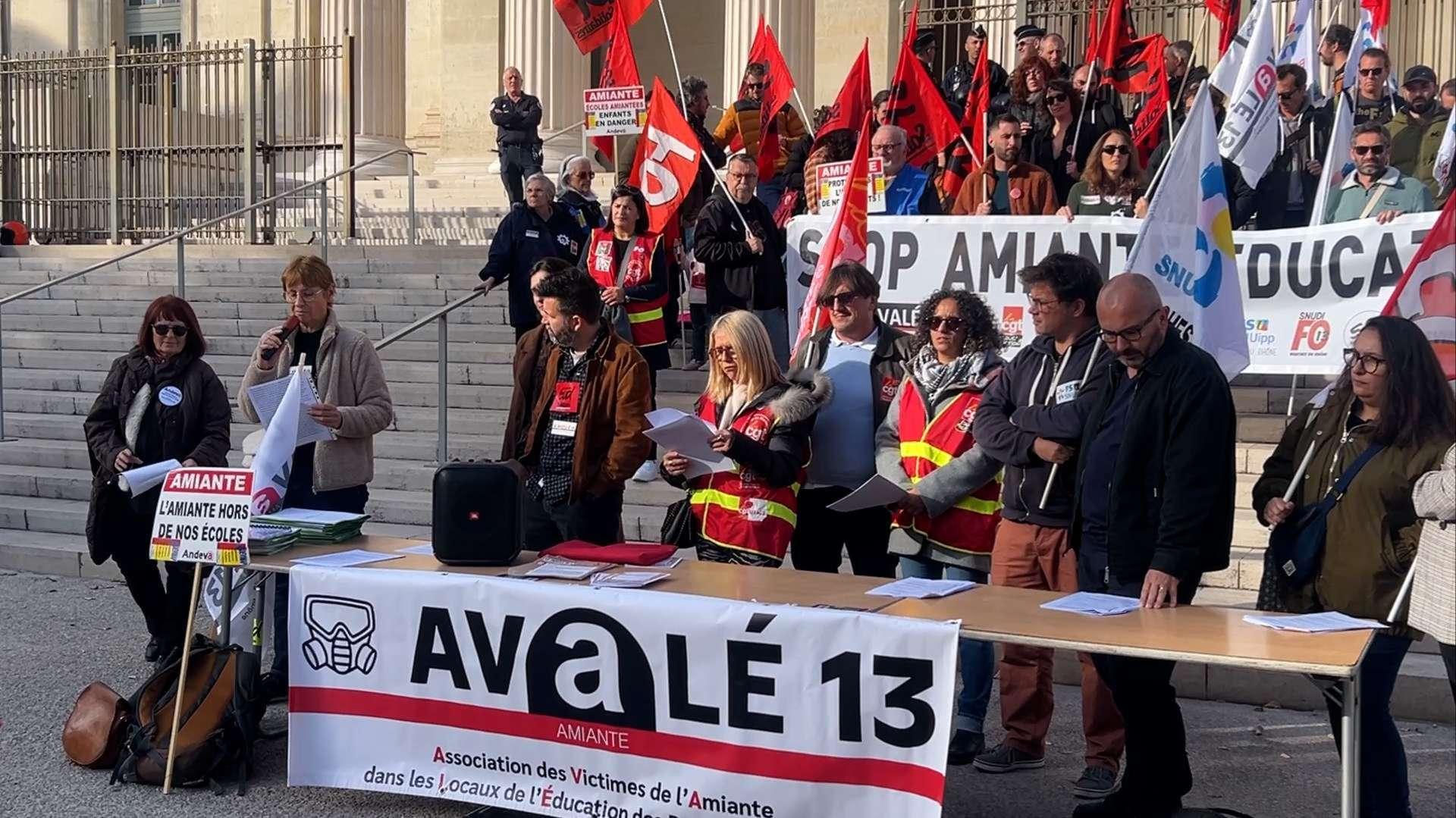 Amiante dans les écoles des Bouches-du-Rhône : un plainte inédite à Marseille pour "mise en danger de la vie d'autrui" 