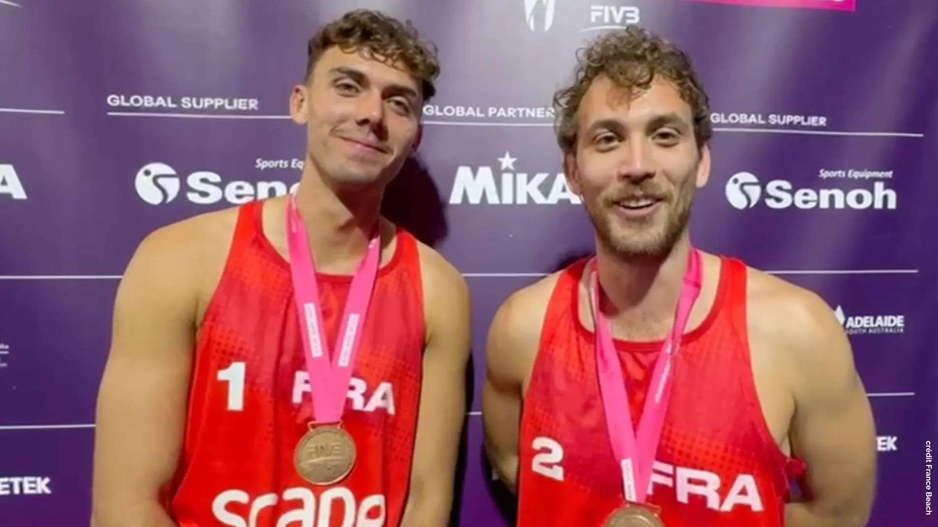 Téo Rotar et Arnaud Gauthier-Rat en Bronze à l'Euro de Beach-Volley : "On a franchi un nouveau palier"
