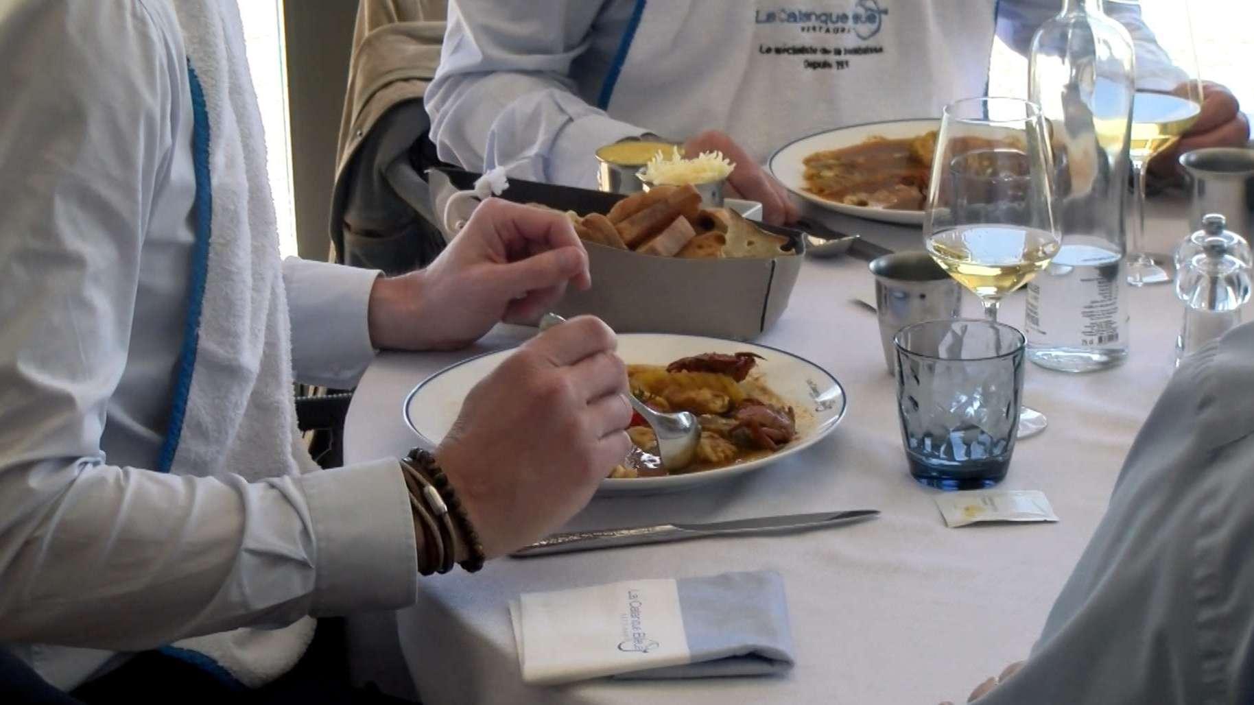 Sausset-les-Pins : qui sera sacré Champion de France de la Bouillabaisse ? Le choc des chefs ce dimanche !