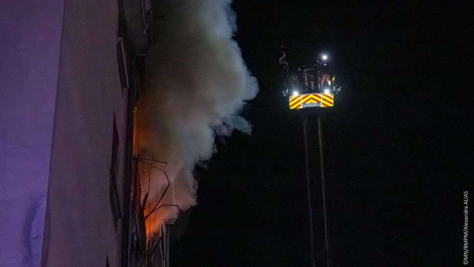 Marseille : violent feu d'appartement cette nuit dans le 3e, un blessé transporté à l'hôpital