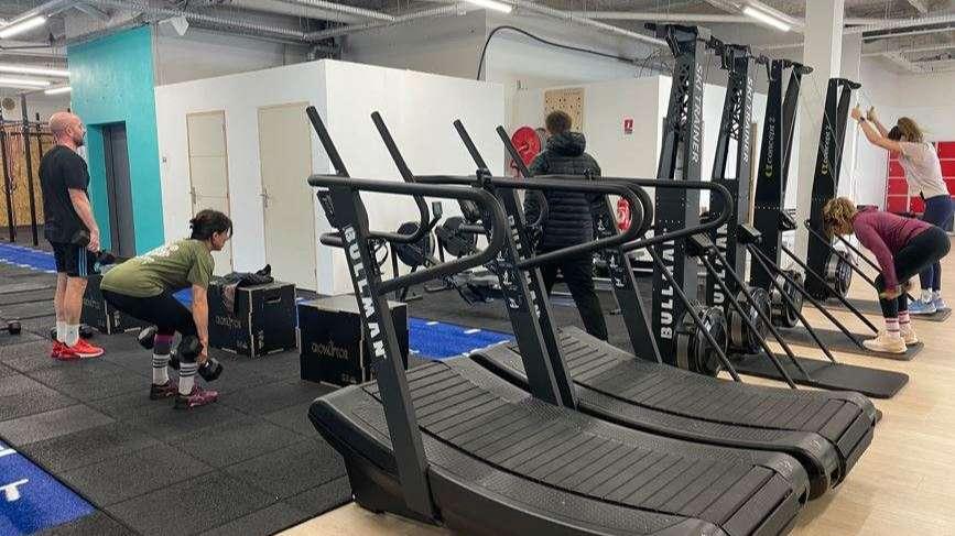 Cardio, hyrox, musculation ou pilates : de plus en plus d'adeptes du fitness en France