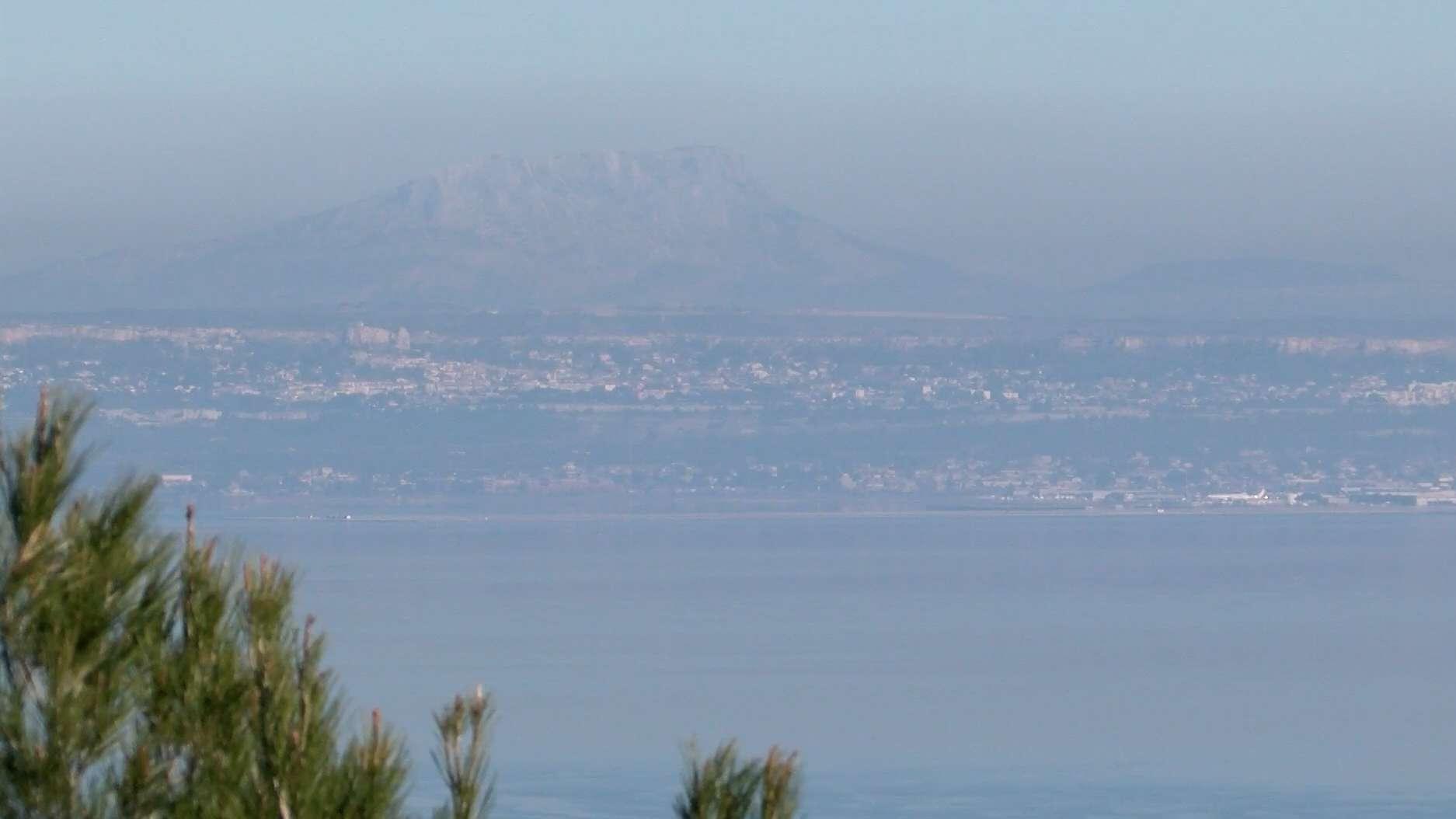 Pollution autour de l'Étang de Berre : 28 000 habitants exposés à un « excès de risque » sanitaire selon l'étude Scenarii 2