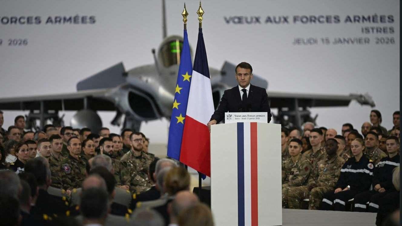Vœux aux armées sur la B.A. 125 d'Istres : le président Macron appelle à des "efforts" "pour accélérer notre réarmement"