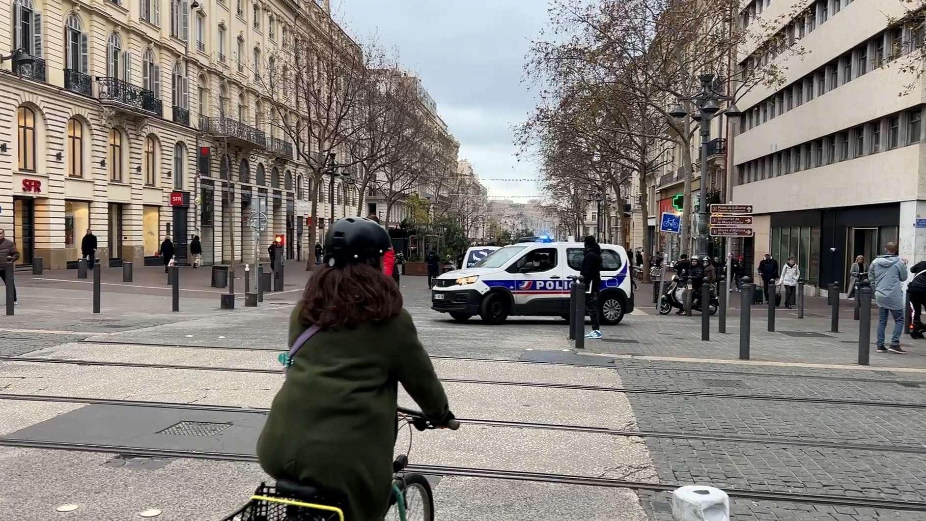 Municipales 2026 à Marseille : "Sécurité", "Rats", "Transports"... les priorités des habitants à deux mois du scrutin 