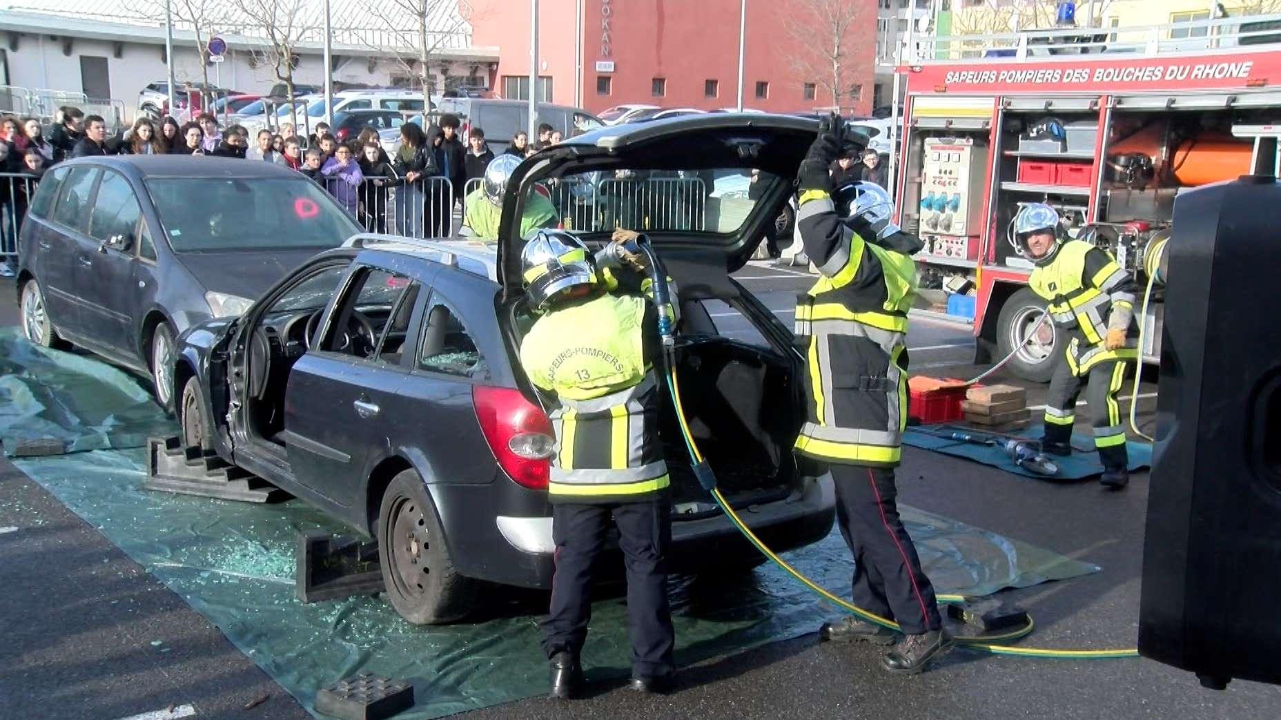 "Essayer le matériel et rencontrer les recruteurs" : pourquoi le Forum de la Défense à Istres est un rendez-vous unique