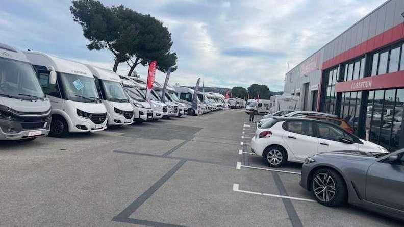 « Tel un Phénix » : après l'incendie, la concession Libertium renaît à Vitrolles et célèbre la liberté sur roues