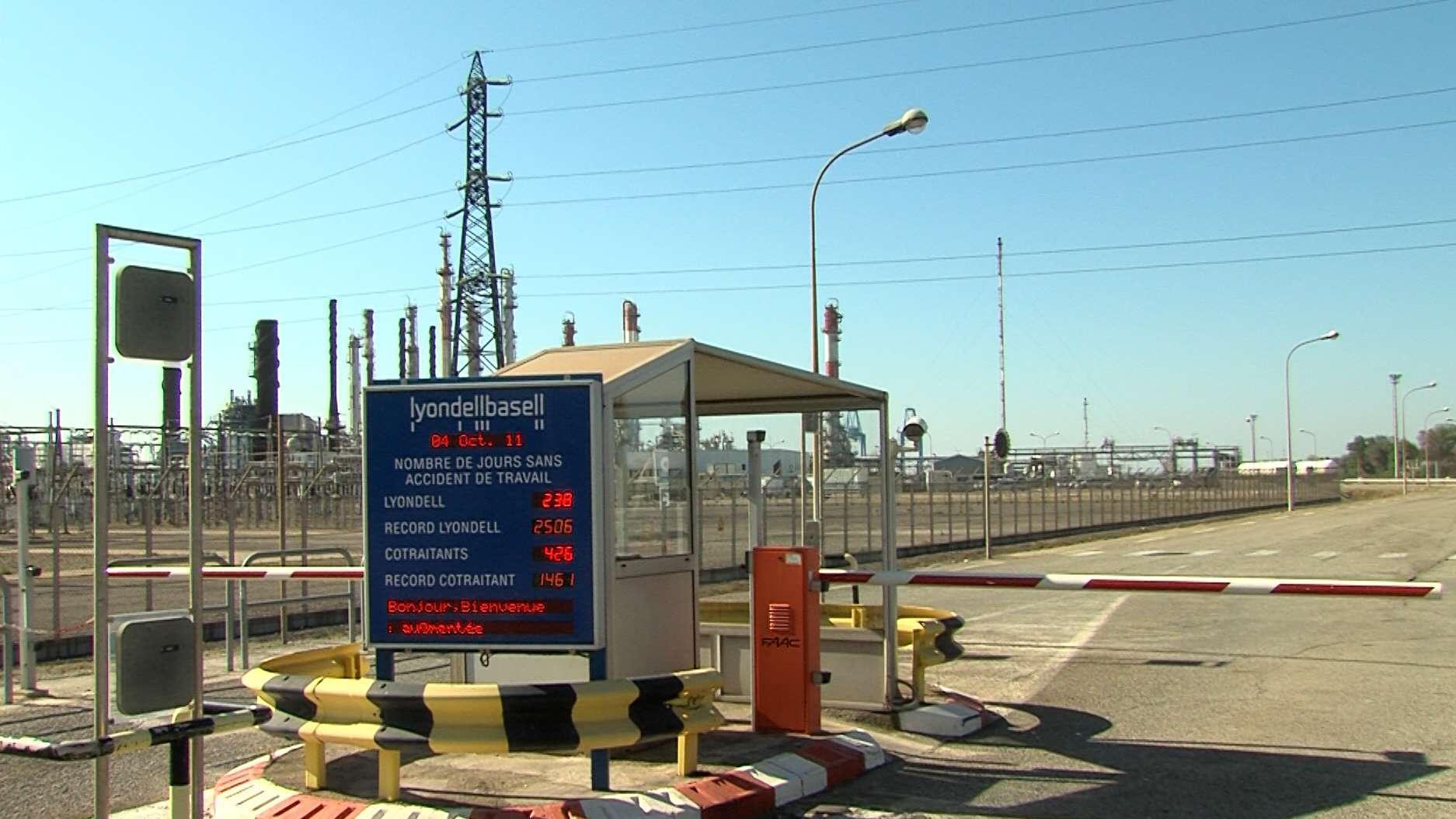 Lyondell Chimie Fos : une opération de maintenance en cours, des épisodes de torchage à prévoir