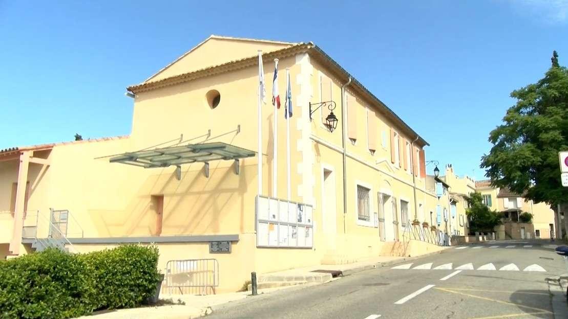 Budget 2026 à Saint-Mitre-les-Remparts : un excédent de 700 000 € et un coup de gueule contre le désengagement de l’État