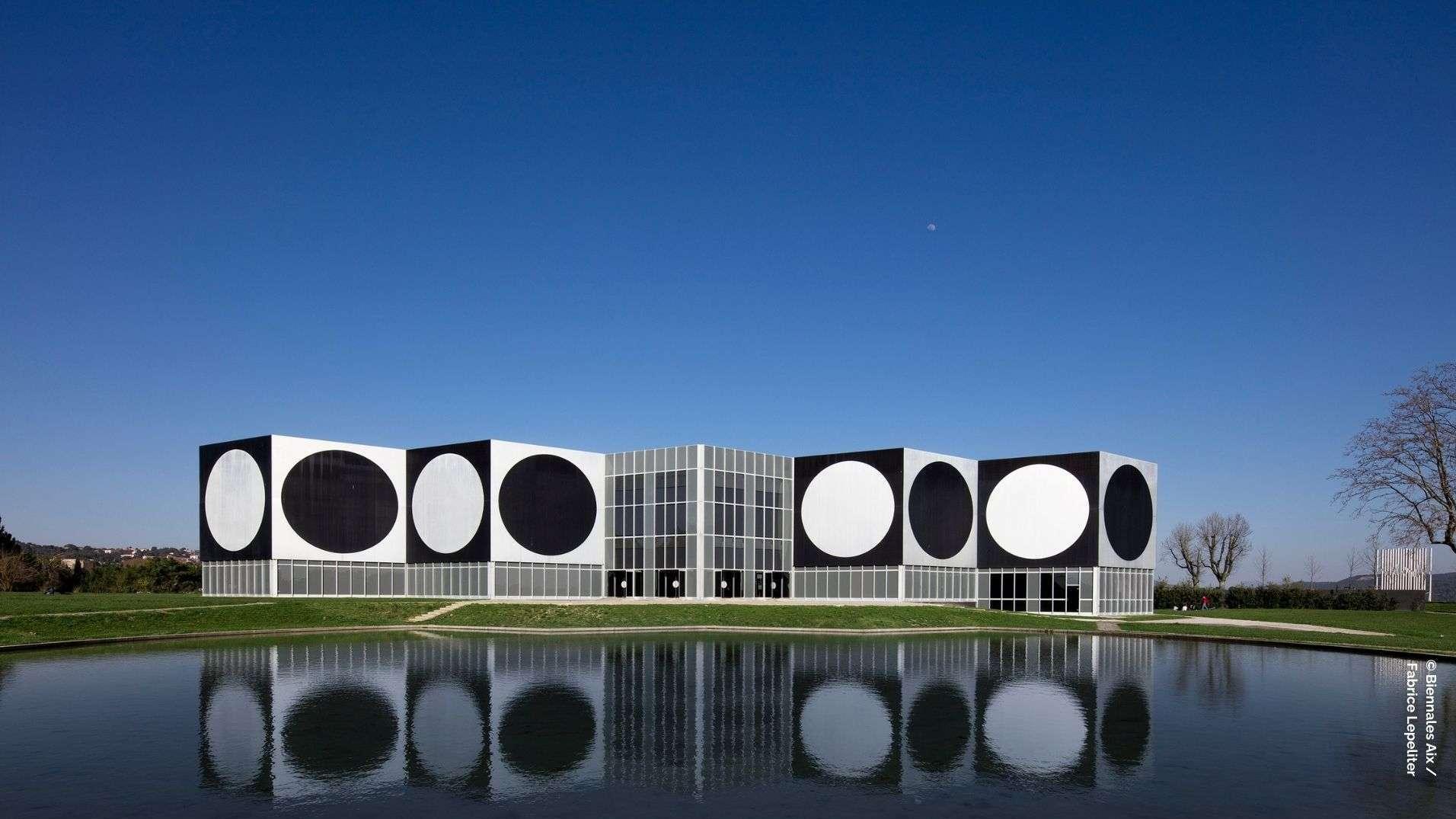 Andrea Laszlo De Simone à la Biennale d'Aix : un César de la musique s'installe à la Fondation Vasarely pour une expérience inédite