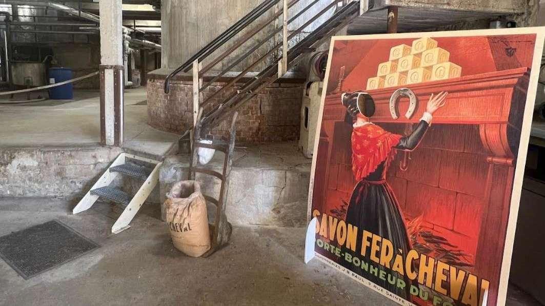 Marseille : à la savonnerie Fer à Cheval, 170 ans d'histoire et de "petits bonheurs" en chaudron