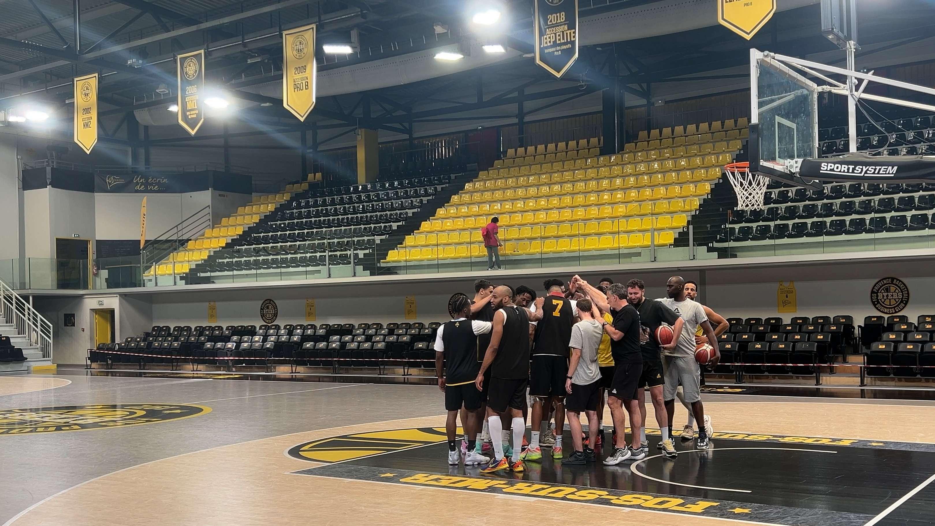 Fos Provence Basket : « Pour retrouver la Pro B, c’est un vrai parcours du combattant », selon Rémi Giuitta