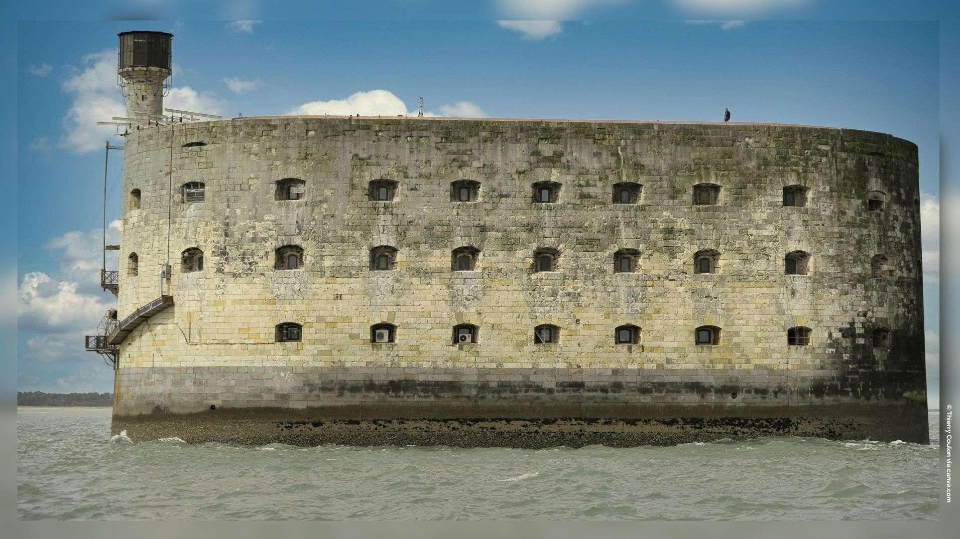 Cyril Féraud devient le nouvel animateur de "Fort Boyard", son "rêve d'enfant"