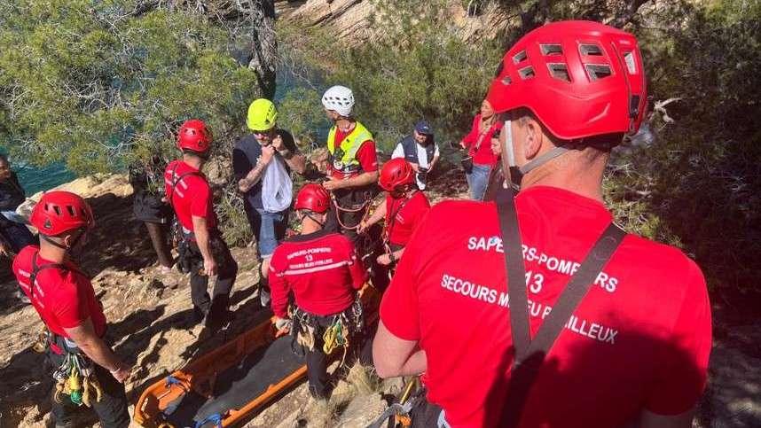Ensuès-la-Redonne : avec les pompiers du SMPM, les "anges gardiens" des calanques