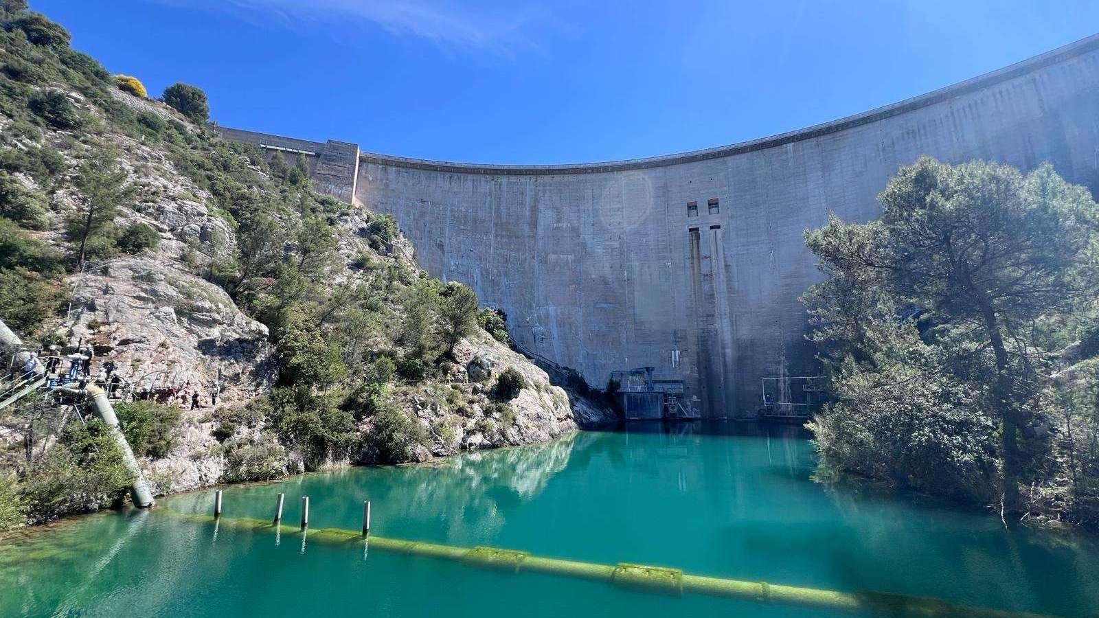 Aix-en-Provence : dans les entrailles du barrage de Bimont, ce géant de béton aux 400 marches